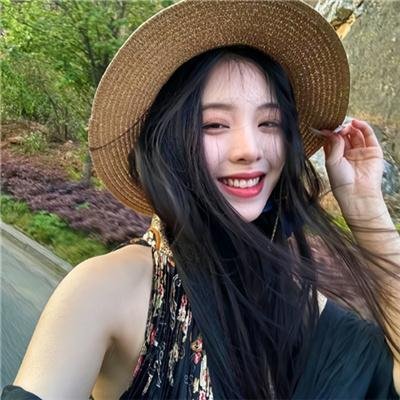 高山上的热气球
